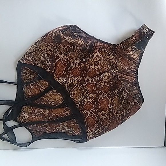 ☆LAST CHANCE☆ NWOT Intimately Free People Nights Out Snakeskin Print Bodysuit - Picture 5 of 8